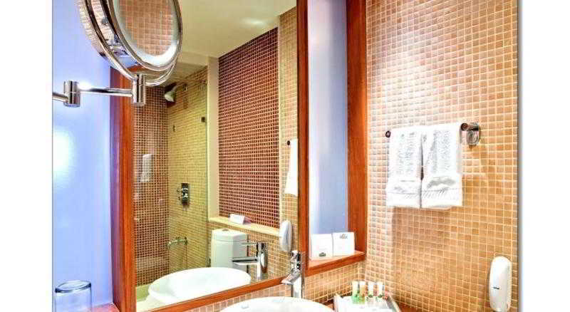 Country Inn Amhedabad Dış mekan fotoğraf